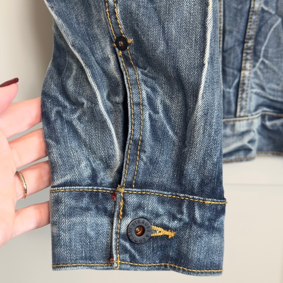 Levi Strauss Denim Trucker Jacket Distressed Button Front Men's Size Large - Picture 4 of 12